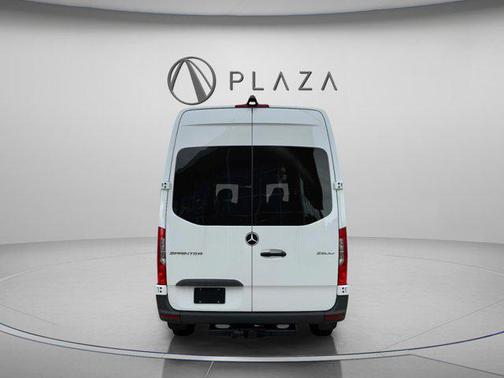 2025 Mercedes-Benz Sprinter 2500 Standard Roof