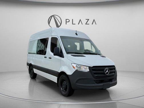 2025 Mercedes-Benz Sprinter 2500 Standard Roof
