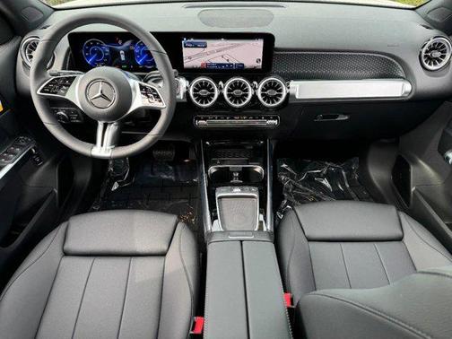 2025 Mercedes-Benz EQB 300 4MATIC