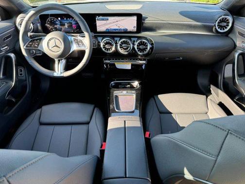 2025 Mercedes-Benz CLA 250 4MATIC