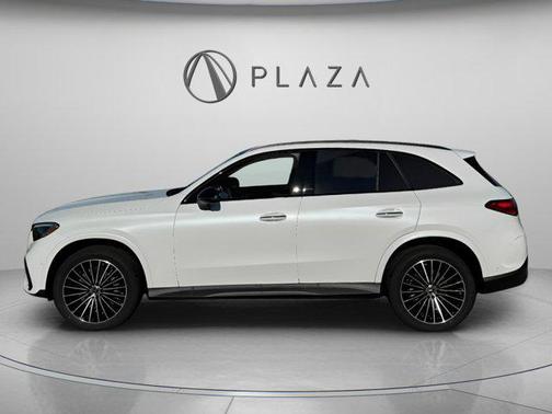 2026 Mercedes-Benz GLC 300 4MATIC