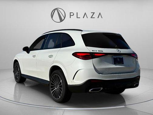 2026 Mercedes-Benz GLC 300 4MATIC