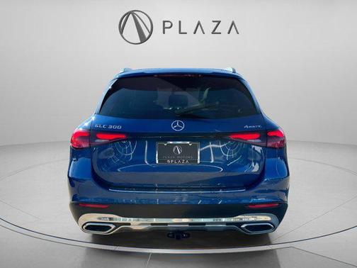 2026 Mercedes-Benz GLC 300 4MATIC