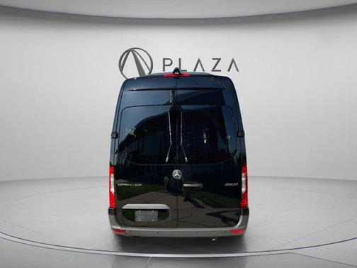 2025 Mercedes-Benz Sprinter 2500 Standard Roof