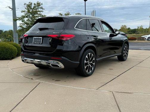 2025 Mercedes-Benz GLC 350e Base