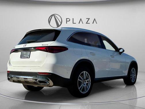 2025 Mercedes-Benz GLC 300 4MATIC