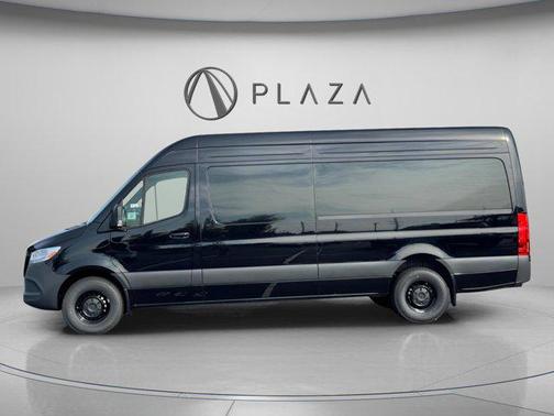 2025 Mercedes-Benz Sprinter 2500 High Roof