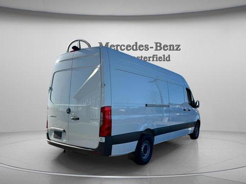 2025 Mercedes-Benz Sprinter 2500 High Roof