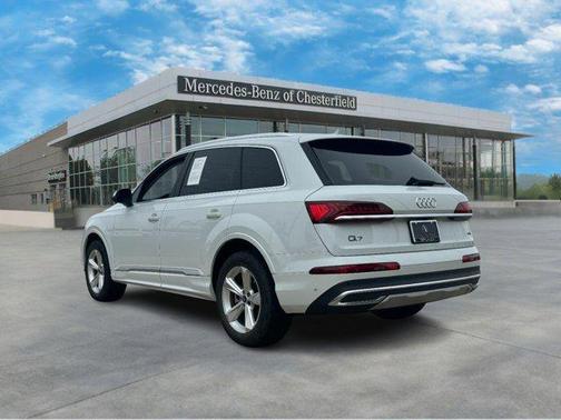 2022 Audi Q7 55 Premium