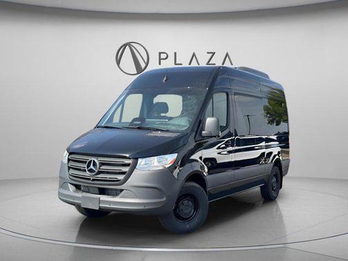 2025 Mercedes-Benz Sprinter 2500 Standard Roof