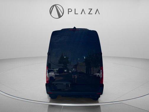 2025 Mercedes-Benz Sprinter 2500 Standard Roof