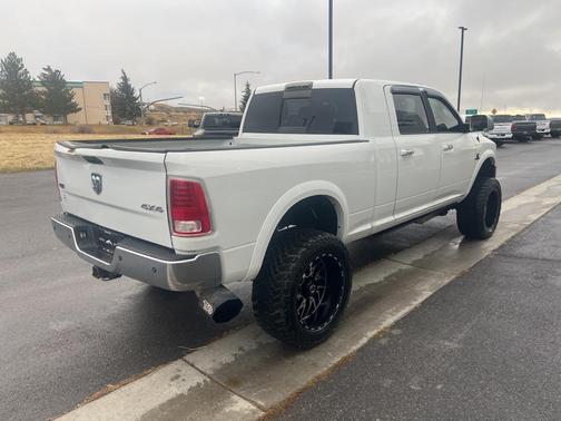 2014 RAM 3500 Laramie