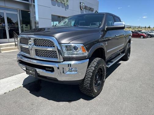 2018 RAM 3500 Laramie Crew Cab 4x4 6'4' Box