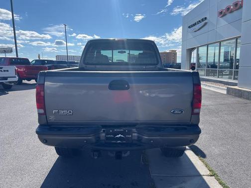 2004 Ford F-350 Lariat