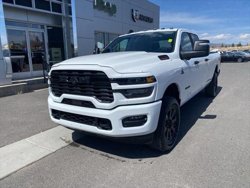 2025 RAM 3500 Big Horn Crew Cab 4x4 8' Box