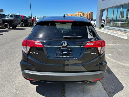 Crystal Black Pearl 2021 Honda HR-V EX