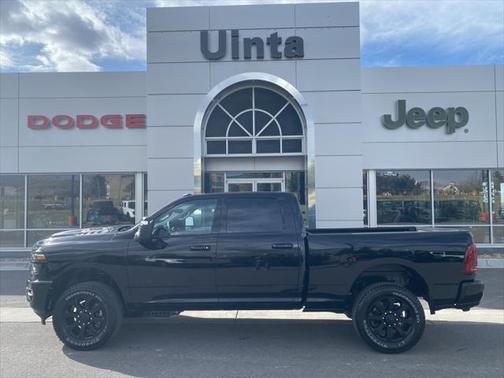 2025 RAM 3500 Laramie Crew Cab 4x4 6'4' Box