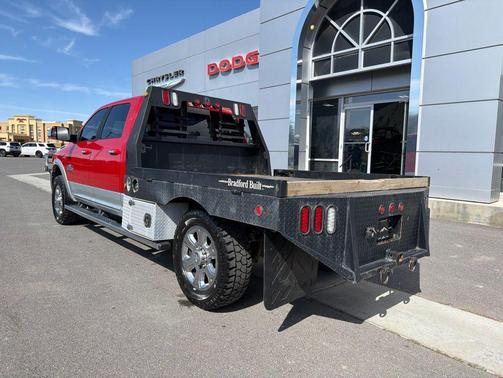 Flame Red Clearcoat 2017 RAM 3500 Laramie Crew Cab 4x4 8' Box