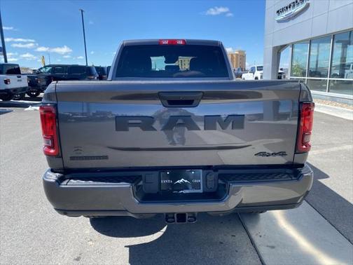 2025 RAM 2500 Big Horn Crew Cab 4x4 6'4' Box