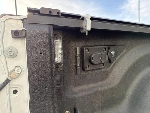 2022 RAM 3500 Big Horn Mega Cab 4x4 6'4' Box