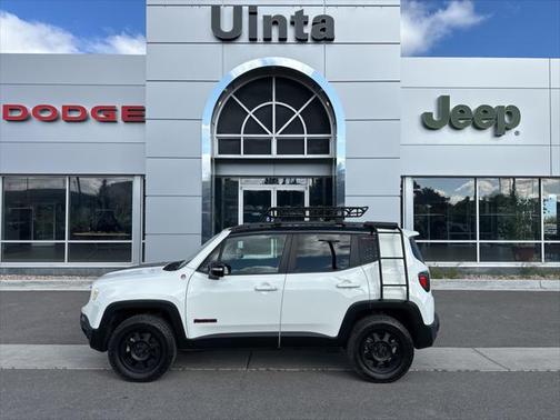 2022 Jeep Renegade Trailhawk