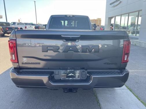 2025 RAM 3500 Laramie Crew Cab 4x4 8' Box