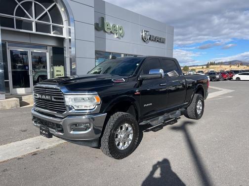 2019 RAM 2500 Laramie Crew Cab 4x4 6'4' Box