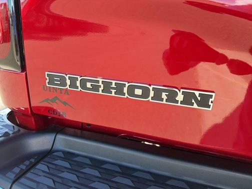 Molten Red Pearlcoat 2026 RAM 2500 Big Horn Crew Cab 4x4 8' Box