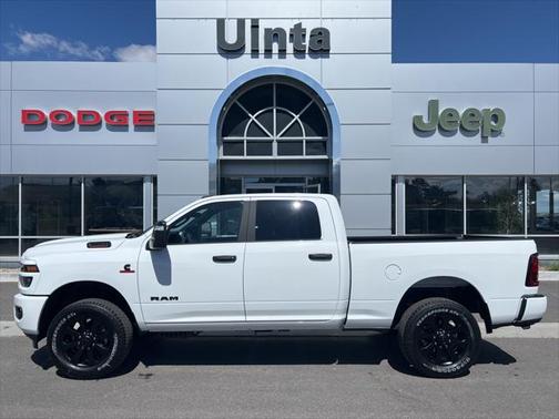 2025 RAM 3500 Big Horn Crew Cab 4x4 6'4' Box