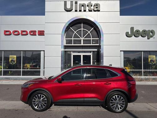 2021 Ford Escape Titanium