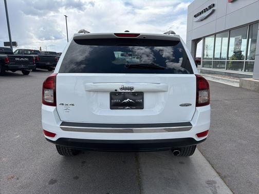 Bright White Clearcoat 2016 Jeep Compass High Altitude
