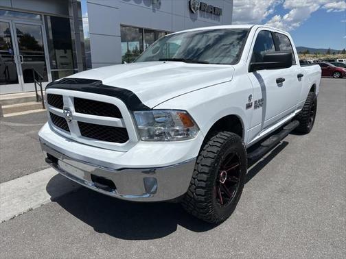 2018 RAM 1500 SLT