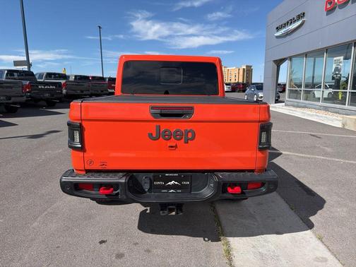 Punkn Metallic Clearcoat 2023 Jeep Gladiator Rubicon