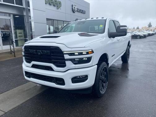 2025 RAM 3500 Laramie Crew Cab 4x4 6'4' Box