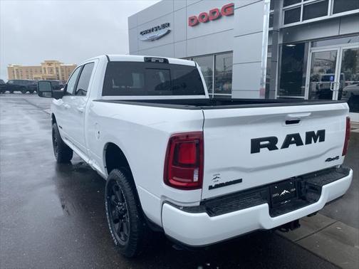 2025 RAM 3500 Laramie Crew Cab 4x4 6'4' Box