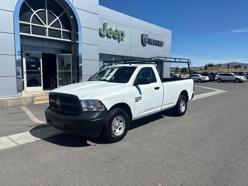 Bright White Clearcoat 2022 RAM 1500 Tradesman