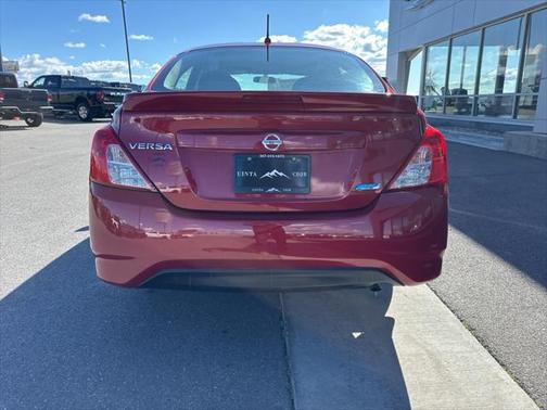 2015 Nissan Versa 1.6 S+