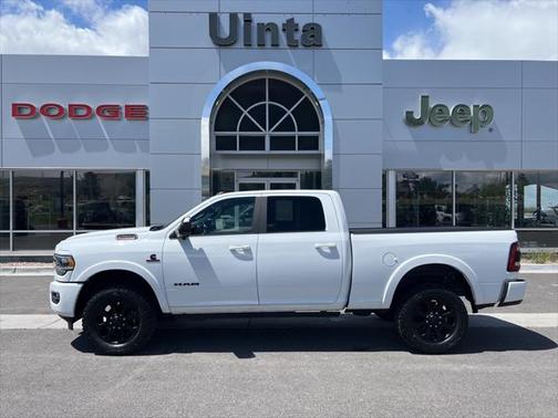 2021 RAM 2500 Laramie Crew Cab 4x4 6'4' Box