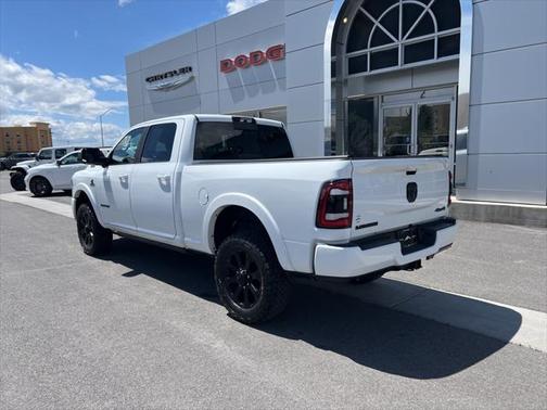2021 RAM 2500 Laramie Crew Cab 4x4 6'4' Box