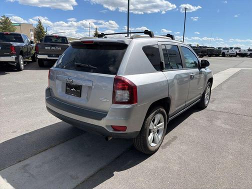 Billet Silver Metallic Clearcoat 2016 Jeep Compass Latitude