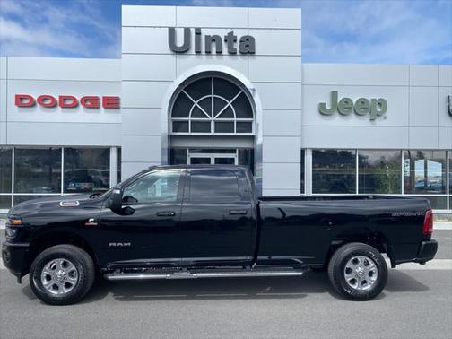 2025 RAM 2500 Big Horn Crew Cab 4x4 8' Box