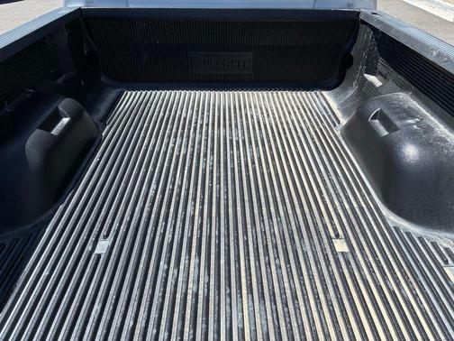 Ingot Silver Metallic 2015 Ford F-350 Lariat