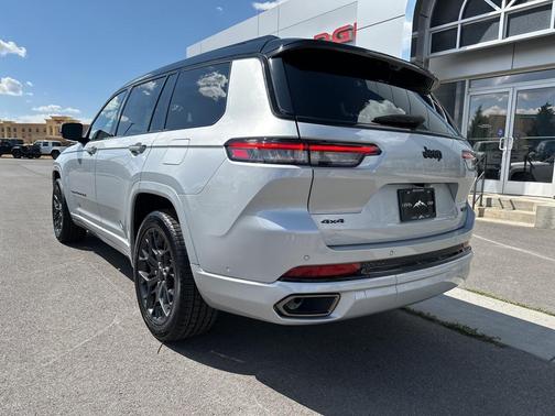 2025 Jeep Grand Cherokee L Summit
