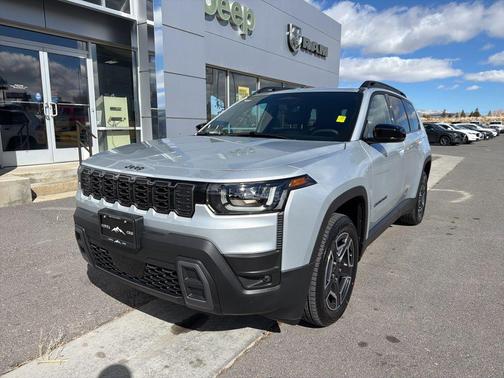 Silver Zynith Clearcoat 2026 Jeep Cherokee Limited SUV