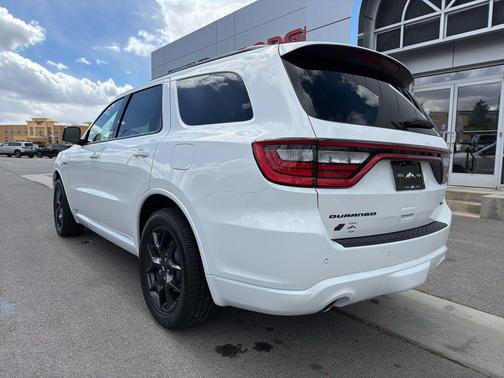DB Black Clearcoat 2026 Dodge Durango GT Plus
