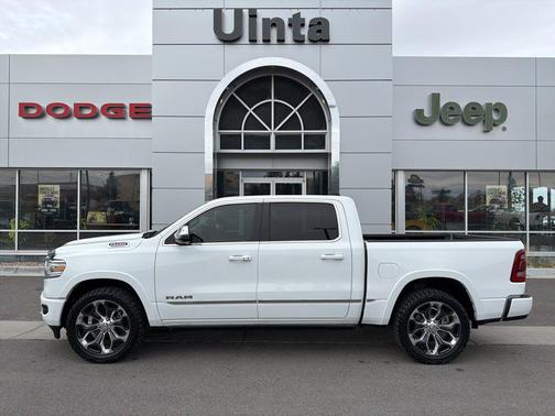 Bright White Clearcoat 2023 RAM 1500 Limited