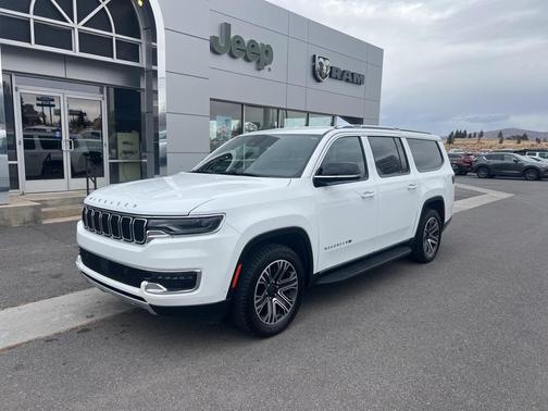 2023 Jeep Wagoneer L Series II 4x4