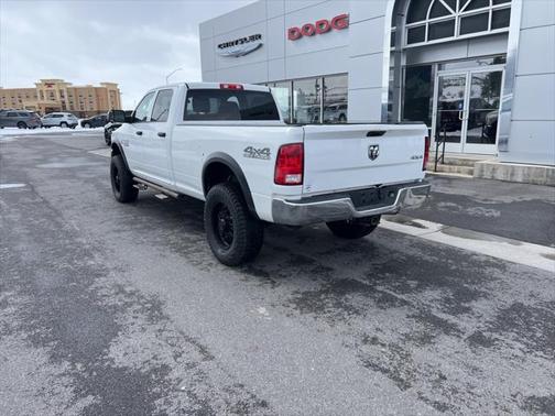 2018 RAM 2500 Tradesman Crew Cab 4x4 8' Box