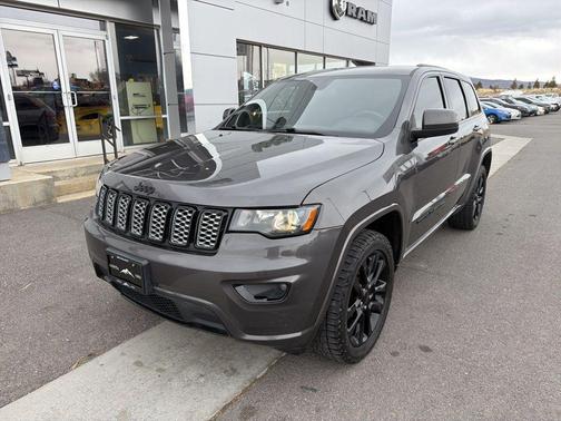 2021 Jeep Grand Cherokee Laredo