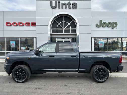 2025 RAM 3500 Laramie Crew Cab 4x4 6'4' Box